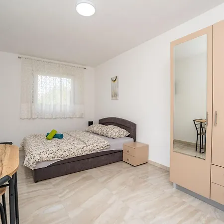 Stipanovi Dvori Gostinjska kuća